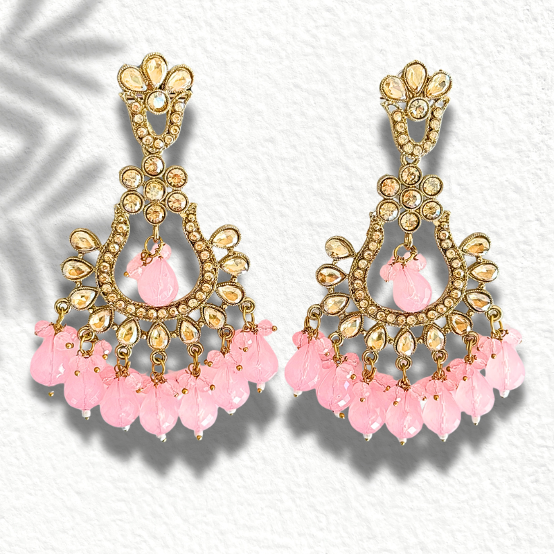 Kavya Kundan Earrings - Timeless Elegance and Intricate Craftsmanship