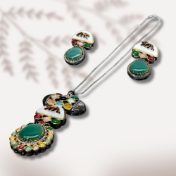 Kiara Necklace Set: Exquisite Elegance for Every Occasion