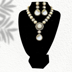 Diya Necklace Set: Radiant Elegance for Every Occasion