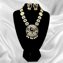 Aanya Necklace Set: Exquisite Jewelry for Timeless Elegance